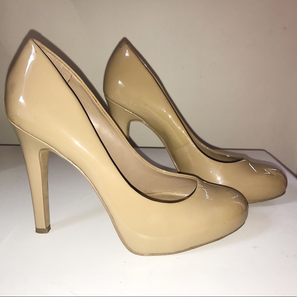 Jessica Simpson Nude Heels EUC